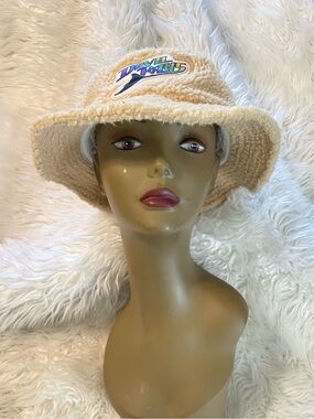 Tampa Bay Devil Rays Cream/Tan Sherpa Bucket Hat. One Size